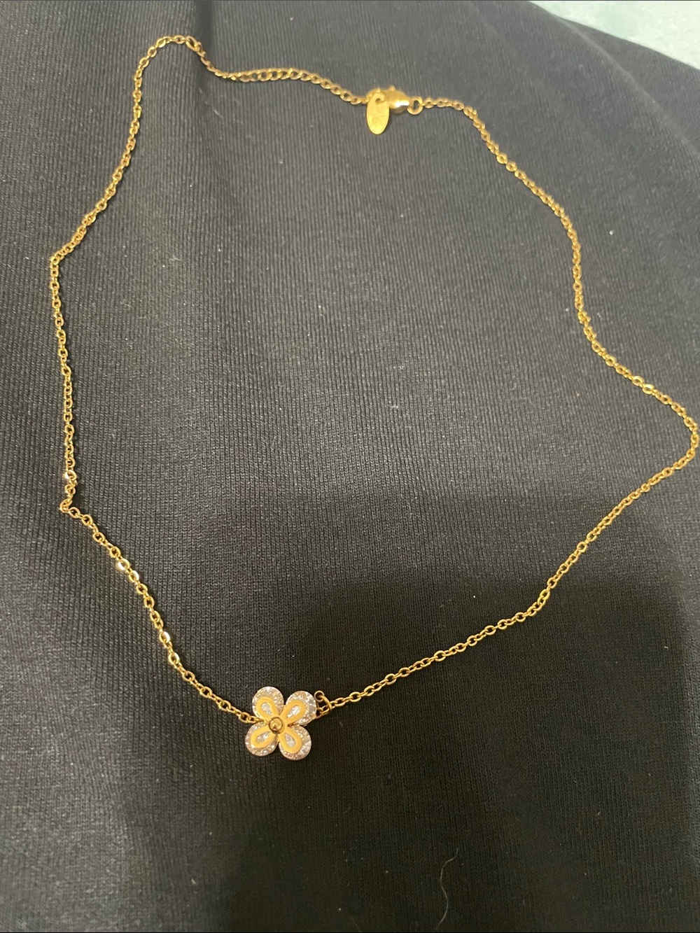 Gold tone Floral Pendant Necklace - Elegant Women's Jewelry
